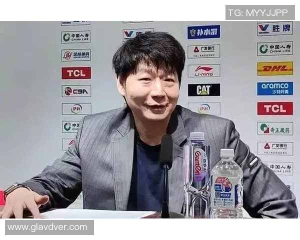 邱彪强调辽宁队员韧劲不减直面差距展现强队底蕴与耐心